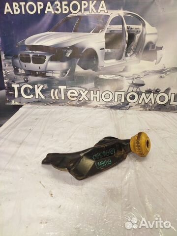 Передняя подушка Volkswagen Passat B5