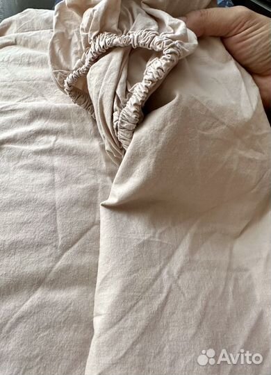 Натяжная простынь 180 на 200 см