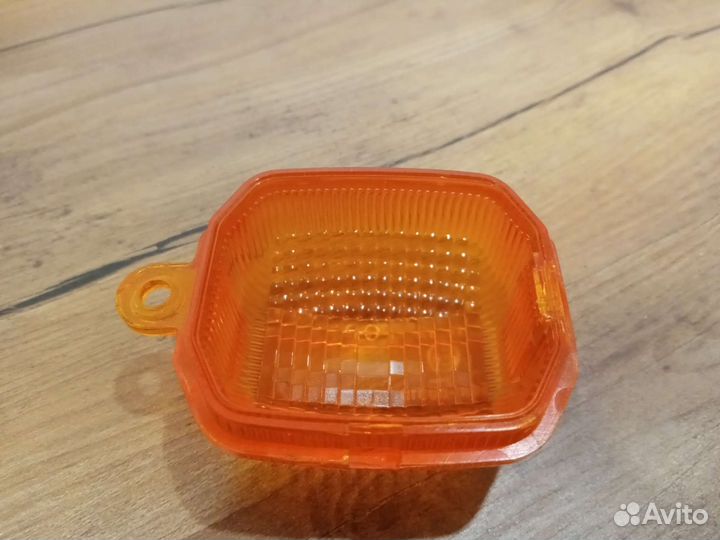 Стекло поворотника Yamaha yzf600r Thundercat