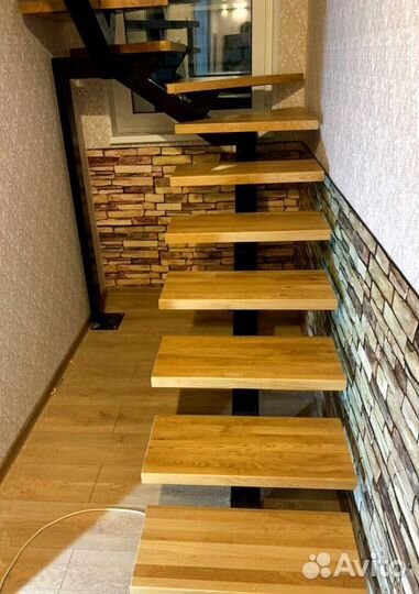 Перила деревянные для лестниц