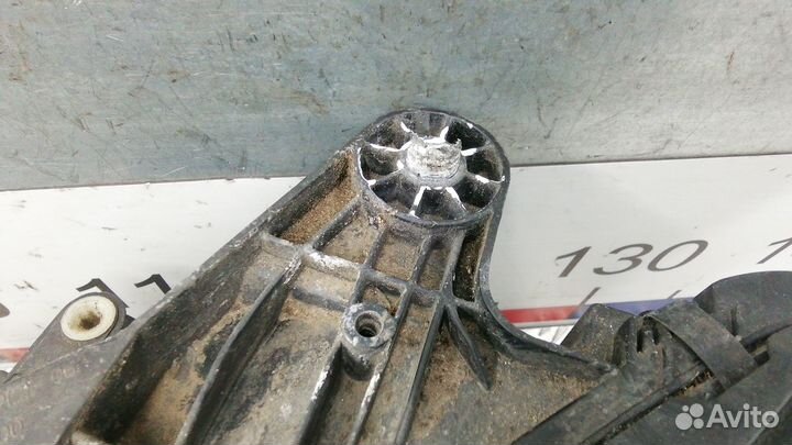 Фара левая Mercedes-Benz C-Class