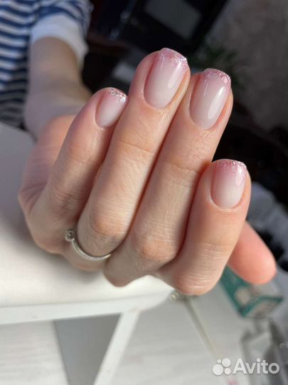 Мастер маникюра и педикюра