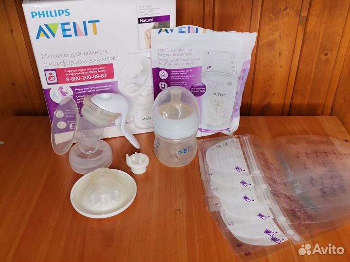 Молокоотсос ручной и 6 зип-пакетов для молока