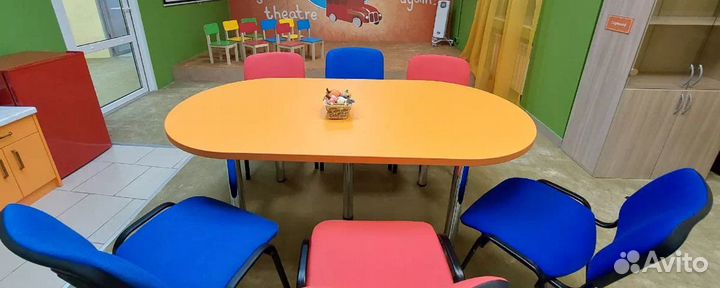 Стол овальный оранжевый 180 х 90