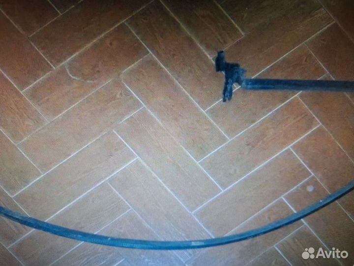 Бентли Bentley GT резиновый уплотнитель правой две