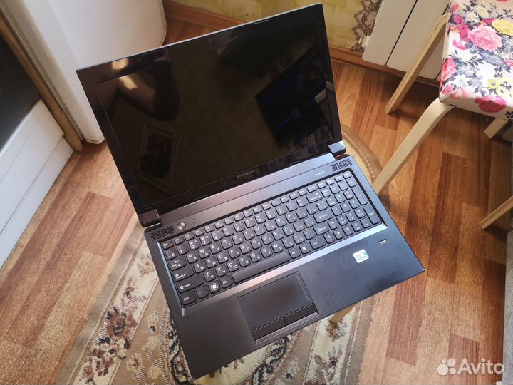 Ноутбук Lenovo V570e