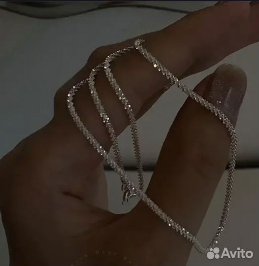 Сверкающая цепочка чокер