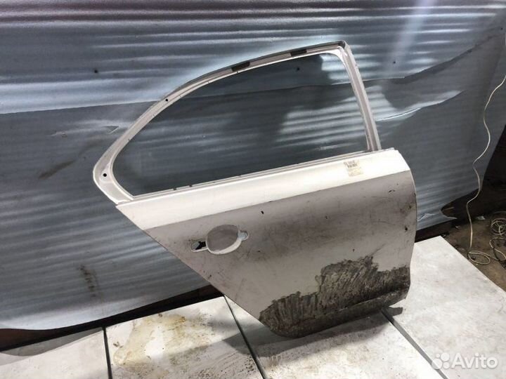 Дверь задняя правая Volkswagen Jetta 6
