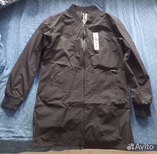 Ветровка женская размер М