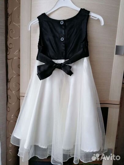 Платье для девочки нарядное бальное праздничное