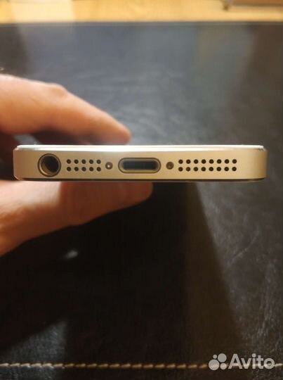 iPhone 5S, 16 ГБ