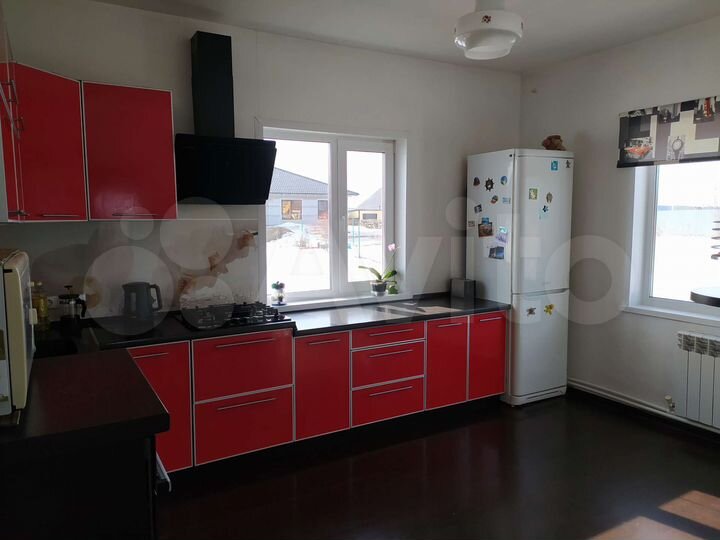 Дом 146 м² на участке 10 сот.