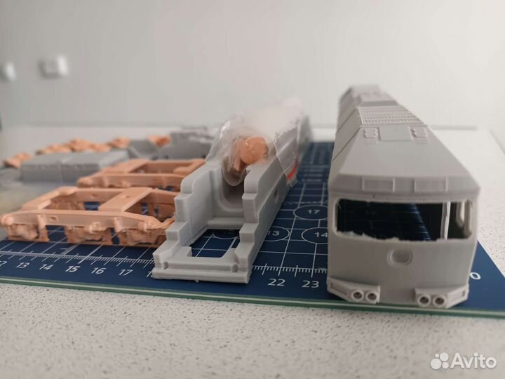 Модели локомотивов тэп70 (кит) 1:87