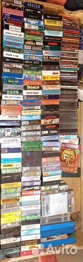 125 видеокассет VHS