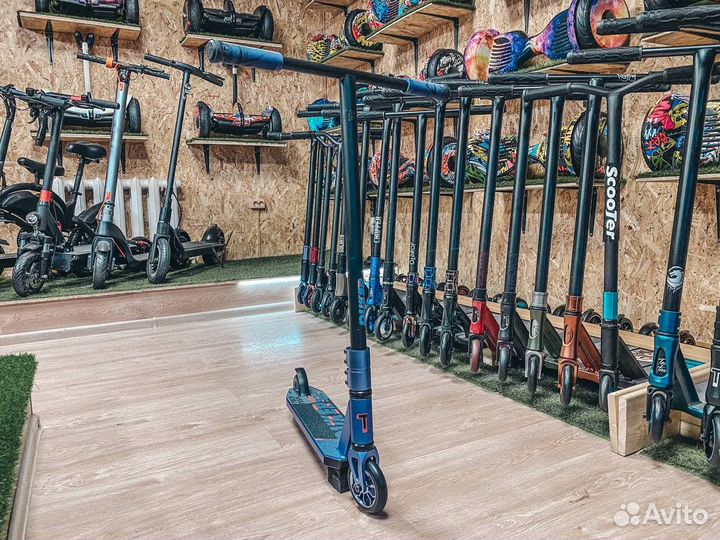 Трюковой самокат Duker 303