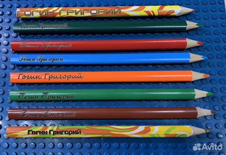 Гравировка деревянных карандашей, флешек, брелков