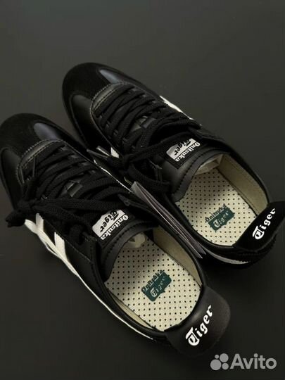 Onitsuka Tiger Mexico 66 Black White