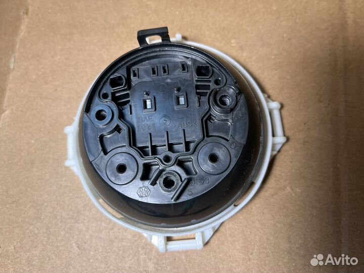 Моторчик регулировки зеркала Toyota RAV4 40