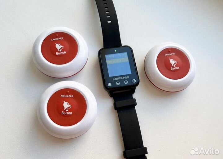 Комплект вызова: кнопка вызова официанта и часы