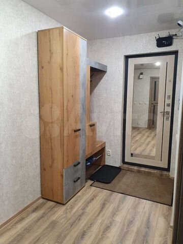 2-к. квартира, 58 м², 2/5 эт.