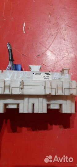 Блок предохранителей Nissan Teana J32