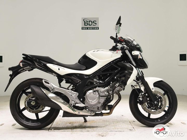 Suzuki SFV 650 gladius 2013г