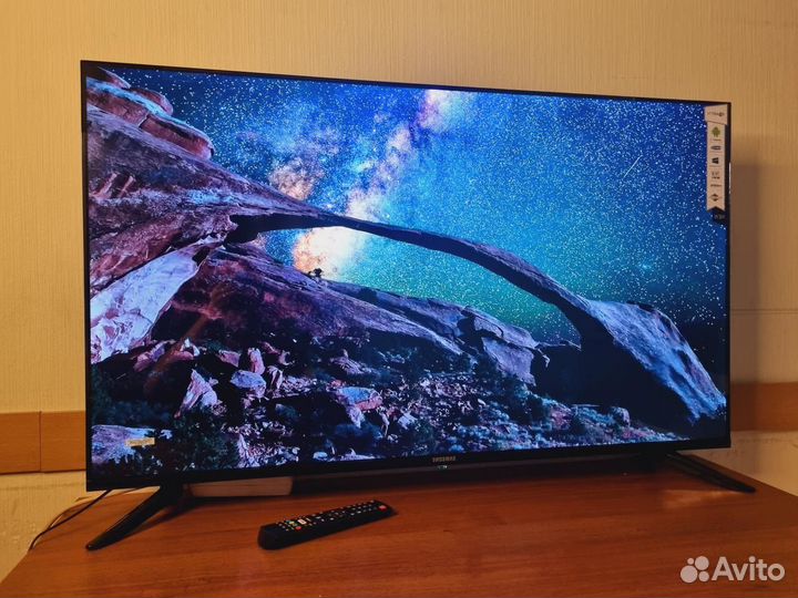 Телевизор Samsung UE50AU7100U 50