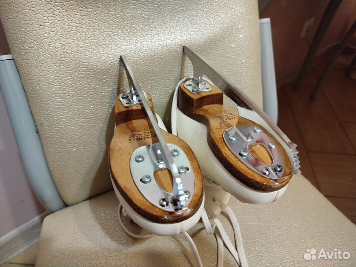 Коньки Wifa (размер EU 25)