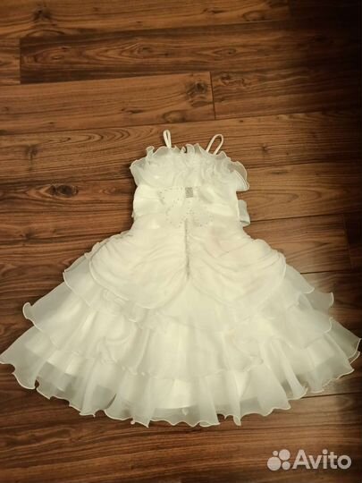 Платье на выпускной, р.6-7 лет