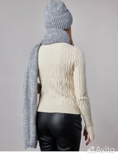 Шапка с шарфом