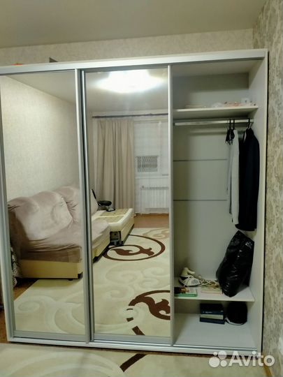 Шкаф купе 3 дверный зеркало