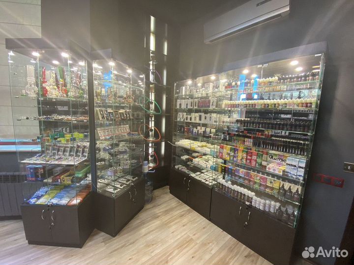 Продается готовый бизнес: табачный магазин с опыто