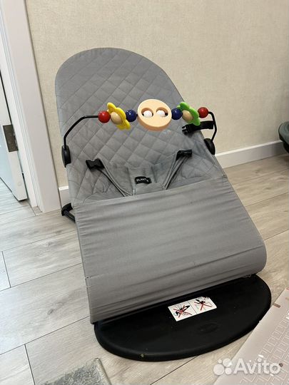 Шезлонг для новорожденных бу