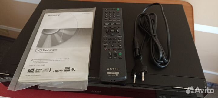 DVD recorder Sony RDR-AT100