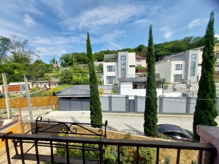 Комната 28 м² в 1-к., 3/3 эт.