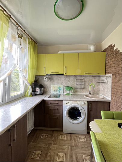 3-к. квартира, 58 м², 2/5 эт.