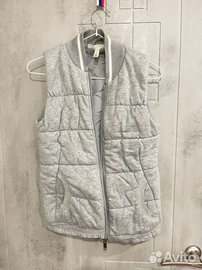 Жилетка женская утепленная