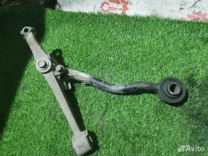 Рычаг подвески нижний передний правый Toyota