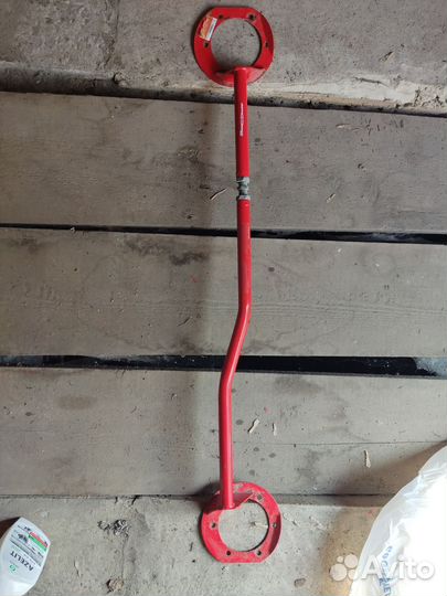 Растяжка передних стоек granta