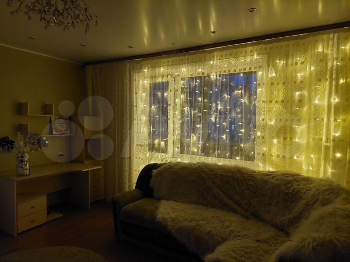 2-к. квартира, 54 м², 3/9 эт.