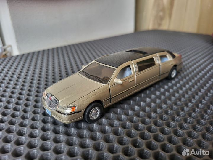 Модель автомобиля