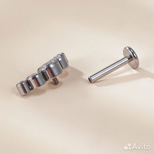 Пирсинг.Серьги-гвоздики из титана G23