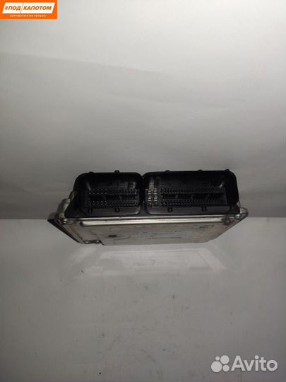 Блок управления двигателем Volkswagen Golf 6