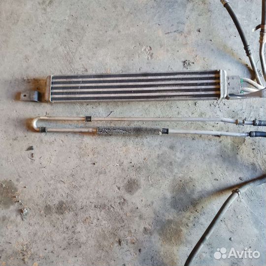 Радиатор охлаждения гура вольво хс90