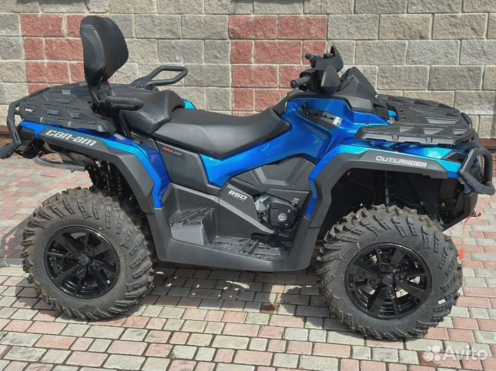 Квадроцикл BRP Can-Am Outlander MAX 850