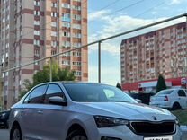 Skoda Rapid 1.6 AT, 2022, 9 806 км, с пробегом, цена 2 100 000 руб.