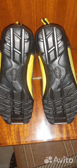 Лыжные ботинки 36 размер