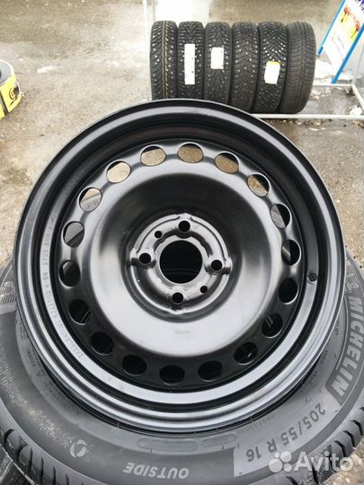 R15 4/98 новые штампованные диски чёрные на Ваз