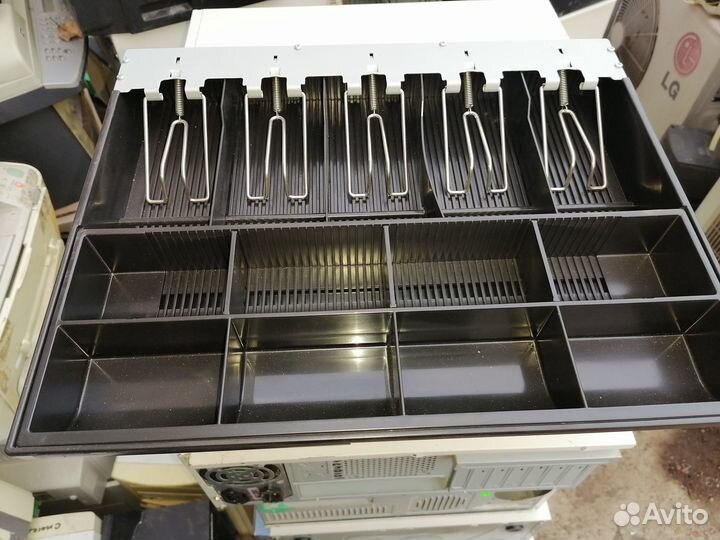 Лоток съемный для денег, мелочи и мелких деталей