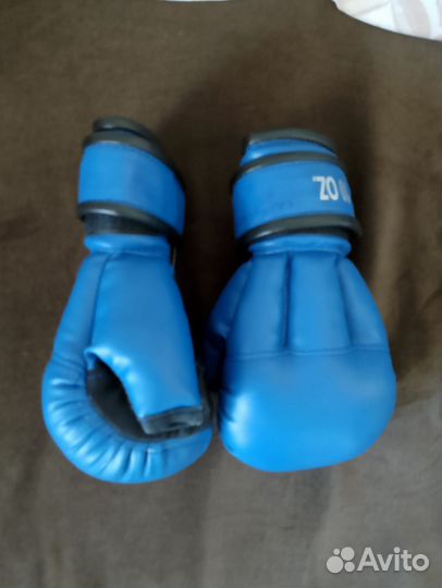 Боксерские перчатки детские 10 oz